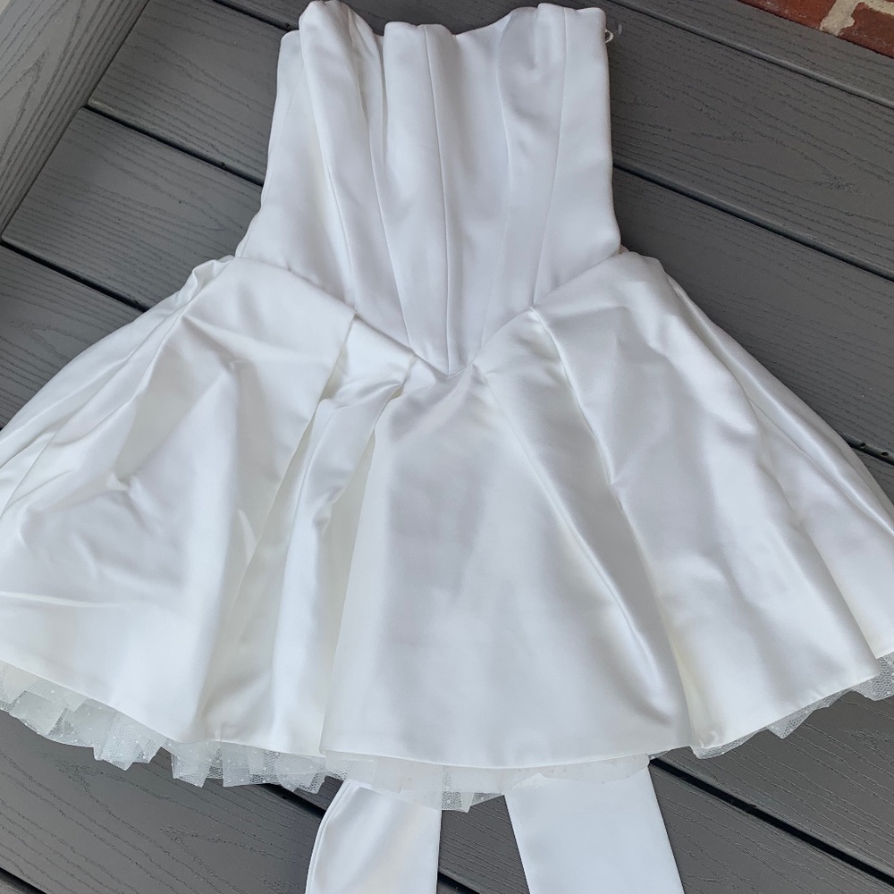 House of CB Noele Bow Strapless Satin Minidress - Picture 4 of 14